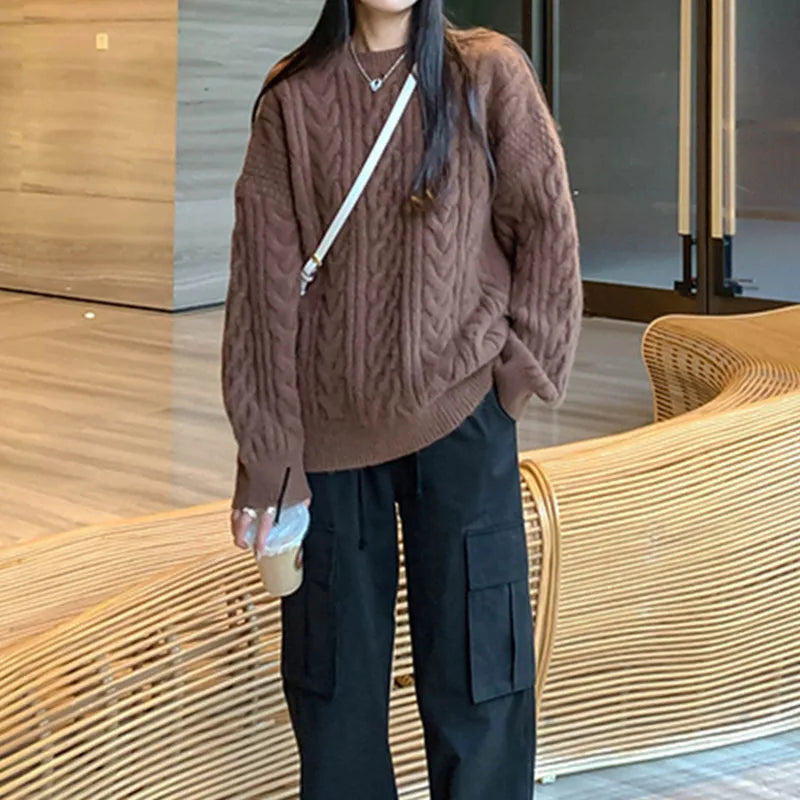 Maglione a trecce da donna con girocollo e vestibilità ampia