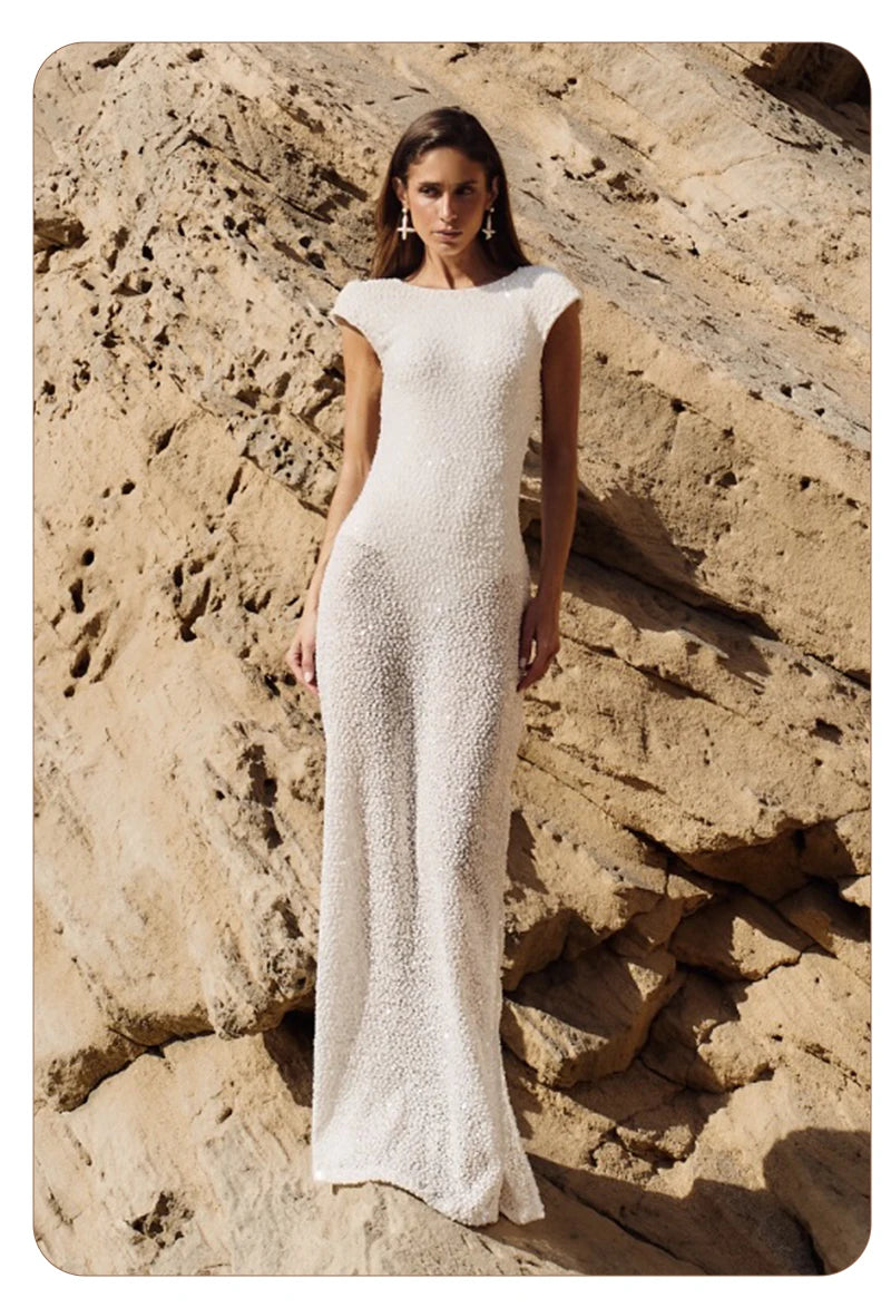 Abito Lungo Bianco Schiena Scoperta – Vestito Bodycon Senza Maniche in Maglia Estate 2026
