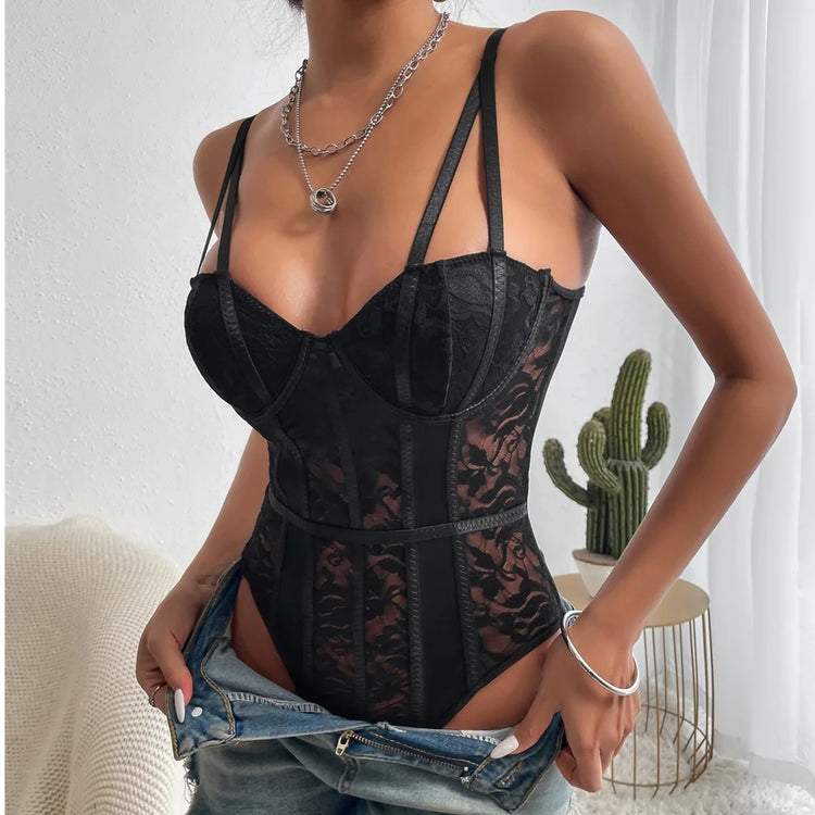 Body nero in pizzo da donna con doppie spalline