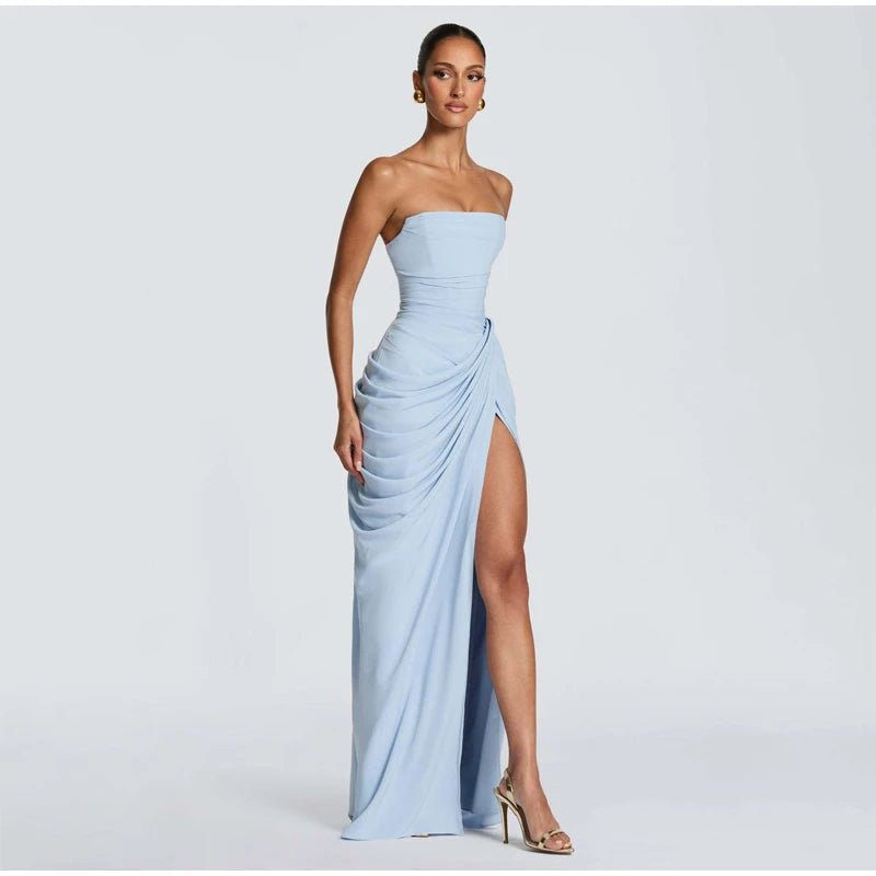 Abito Lungo Elegante con Collo all'Americana — Schiena Scoperta, Vita Segnata, Spacco Maxi