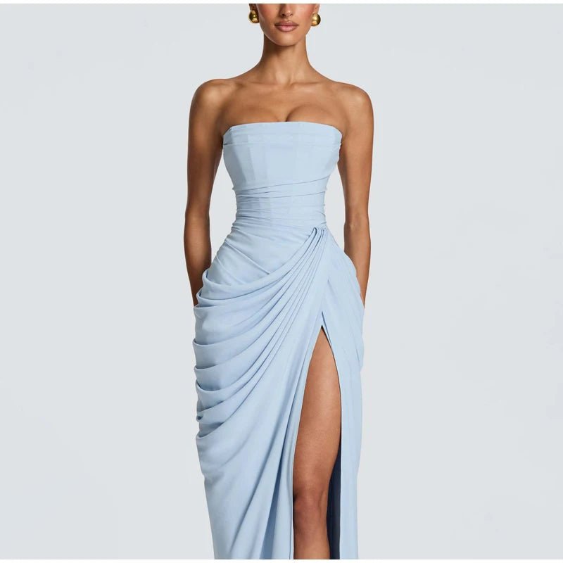 Abito Lungo Elegante con Collo all'Americana — Schiena Scoperta, Vita Segnata, Spacco Maxi