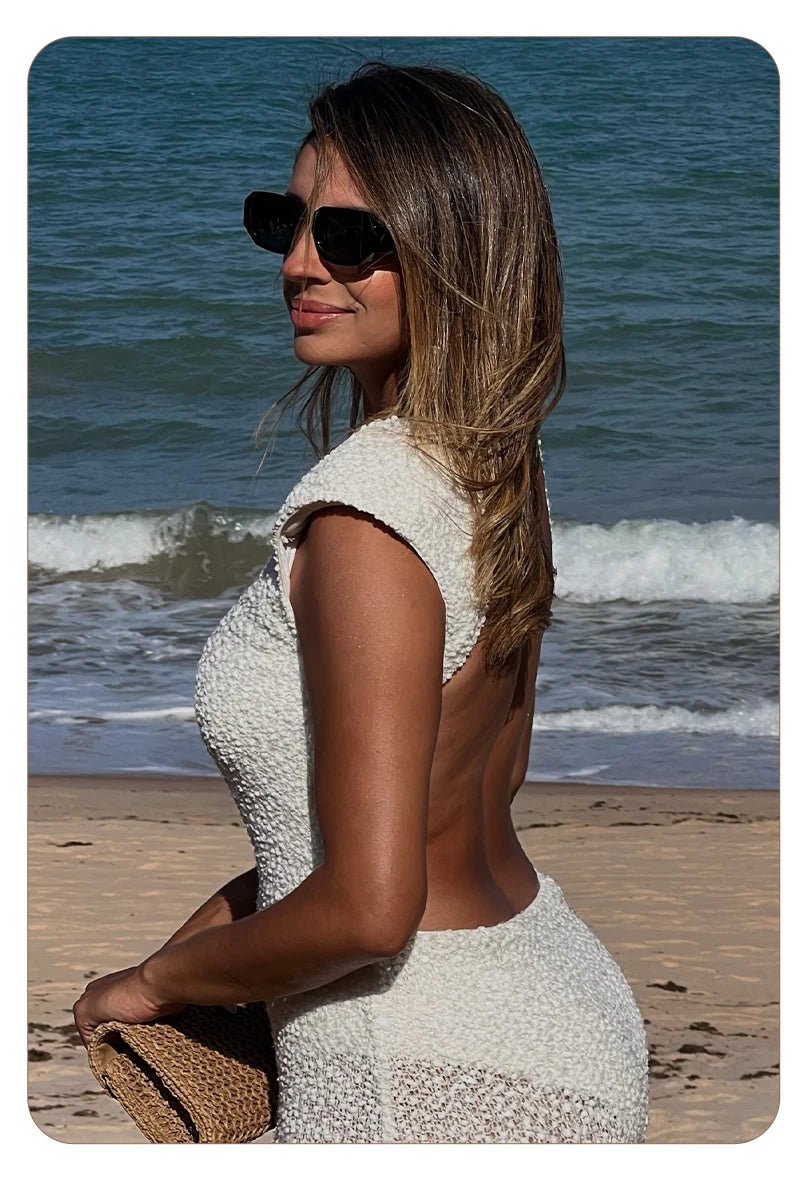 Abito Lungo Bianco Schiena Scoperta – Vestito Bodycon Senza Maniche in Maglia Estate 2026